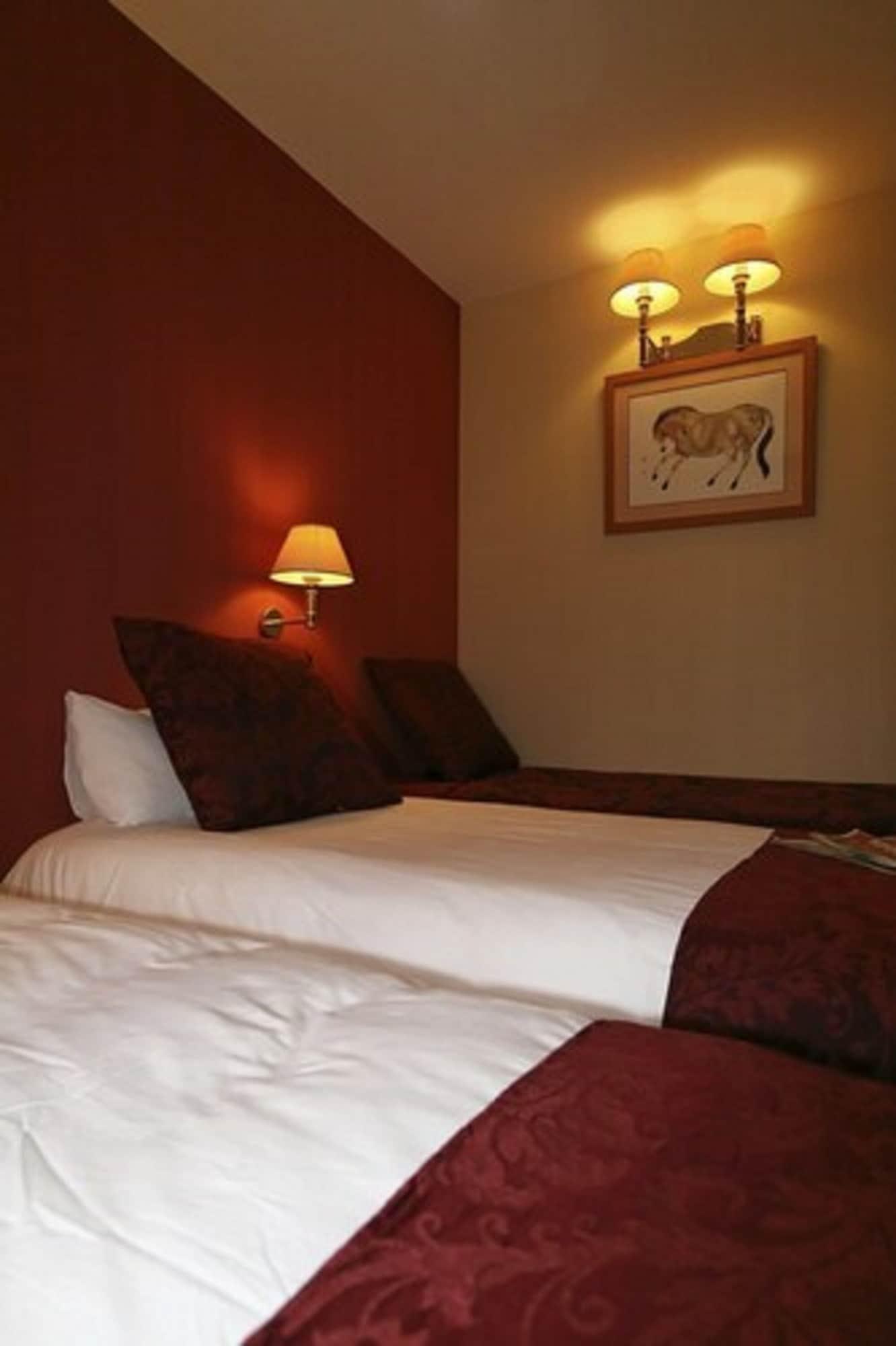 Logis Nimotel Hotel Cosy Nîmes Exterior foto